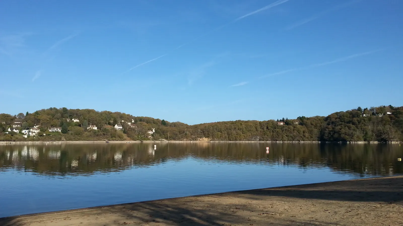 Chambon A, Éguzon-Chantôme, France - Blue Flag beach
