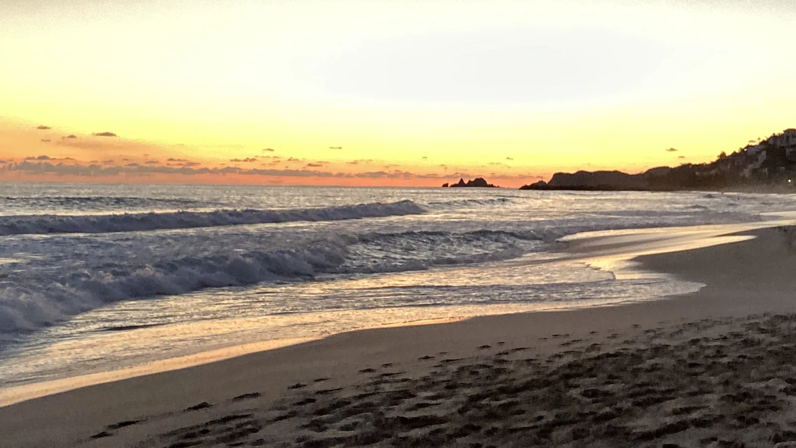 El Palmar II, Zihuatanejo de Azueta, Mexico - Blue Flag beach