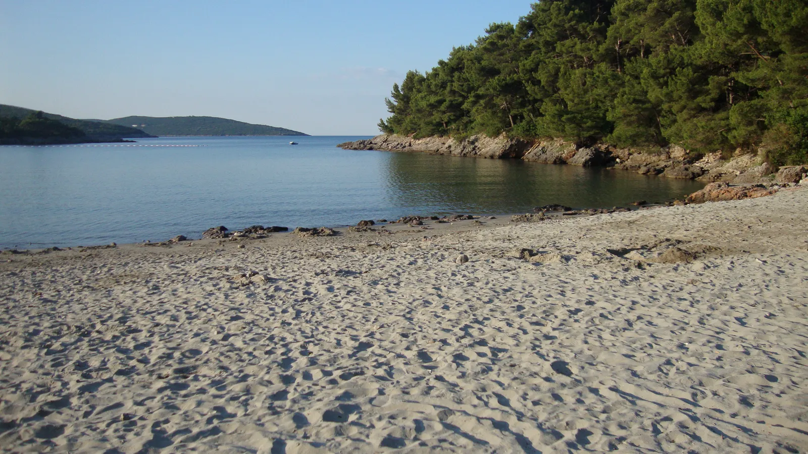 Plavi Horizonti, Radovići, Montenegro - Blue Flag beach