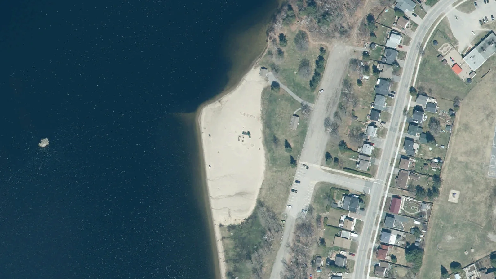 Spruce Beach, Elliot Lake, Canada - Blue Flag beach
